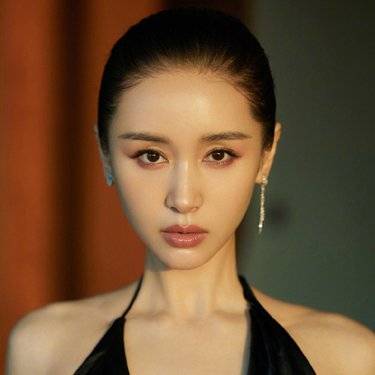 王子文又整了这次好像很成功