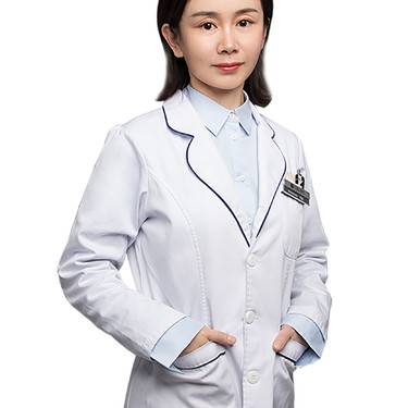 李晶