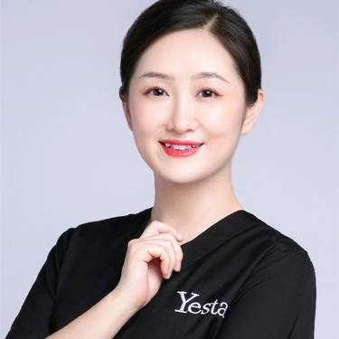 吕瑛